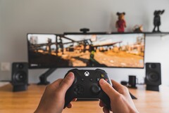 Microsoft is working on a low-cost console alternative that will rely exclusively on cloud gaming (image via Unsplash)