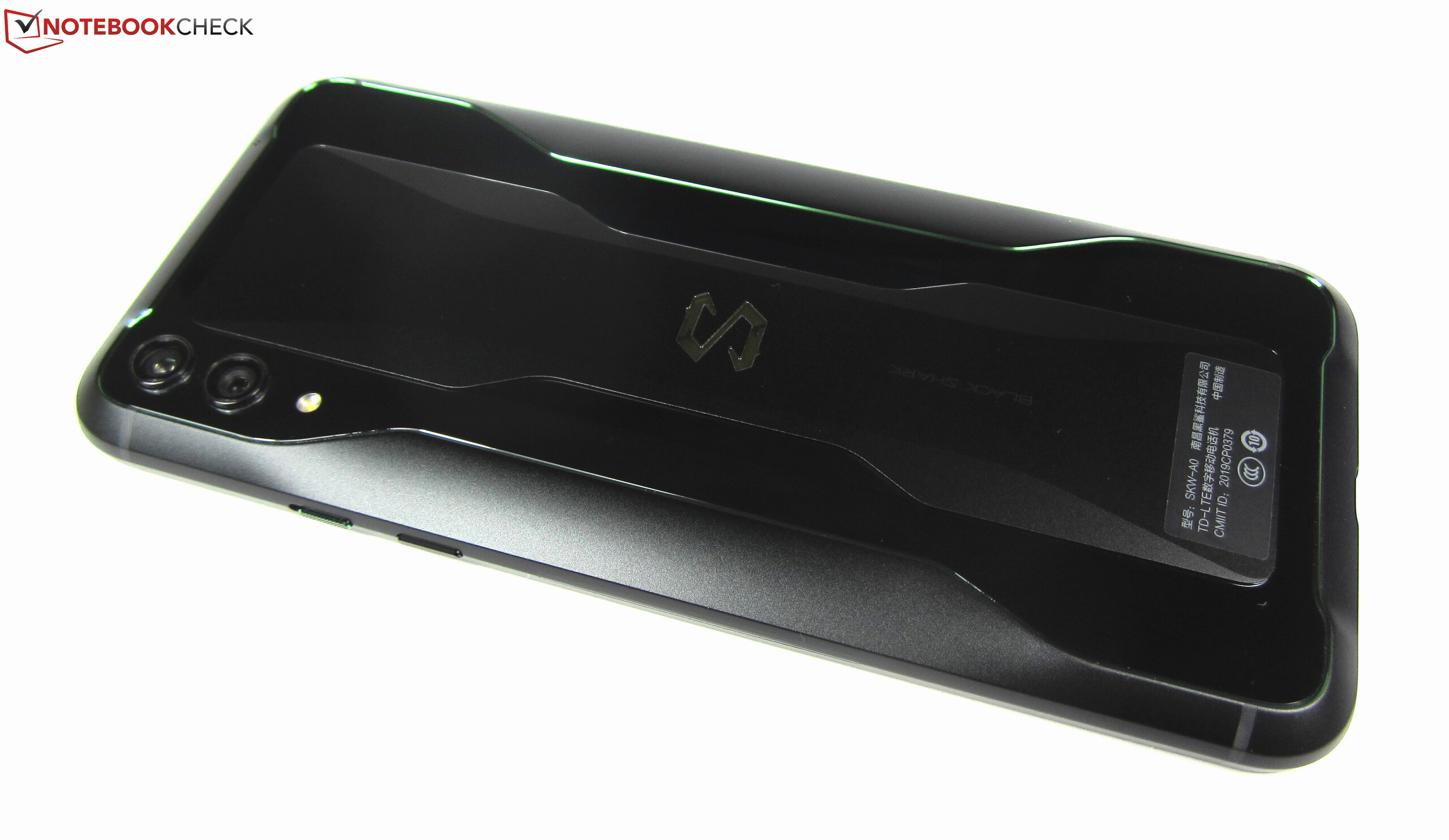 Xiaomi Black Shark 2 Smartphone Review