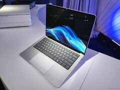 Hands on: HP EliteBook X G1a with Ryzen AI Pro 9 HX 375 targets power users who do not need a dGPU (image source: Benjamin Herzig)