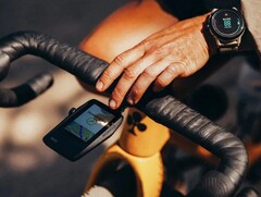 Coros Dura: Powerful bike computer.