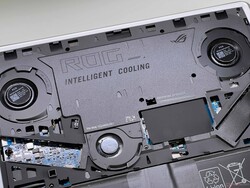 Cooling unit (vapor chamber and 3 fans)