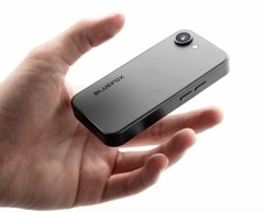 The extremely compact Bluefox NX1 comes with a screen measuring just 4 inches diagonally. (Image source: Bluefox)