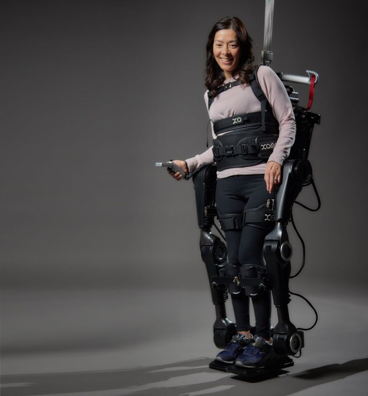 The XoMotion exoskeleton will initially be used for spinal cord injury rehabilitation in Canada. (Image source: Human in Motion Robotics)