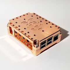 Desalvo Systems has machined the Solid Copper Maker Block Case from a C110 copper bar. (Image source: Desalvo Systems)