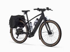 The Trek FX+ 1 e-bike offers 50 miles (80.4 km) of range on a single charge (Image source: Trek)