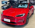 The updated 2022 Tesla Model S comes with new headlights, taillights and a new charging port for some markets (Image: Caster)