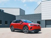 The electric 2025 Volkswagen ID.4 compact SUV (Image source: Marc Urbano/Car and Driver)