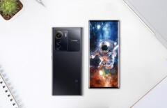 The Axon 50 Ultra is a less premium alternative to the Nubia Z50 Ultra. (Image source: ZTE)