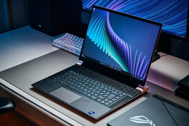 Great colors, but barely acceptible brightness results, the Alienware X16.