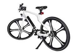 The IO eMobility Blade One e-bike can assist you for up to 100 km (~62 miles). (Image source: IO eMobility)