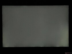 Backlight bleeding (only in SDR mode)