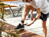 EVOLVE MVMT wearable helps improve walking exercise while reducing injuries. (Source: EVOLVE MVMT)