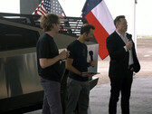 Elon Musk announcing the Texas lithium refinery (image: Tesla)