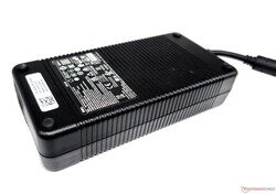 The G15 5530 comes with a 1.34 kg power brick