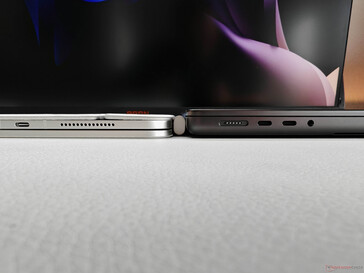iPad Pro 11 2025 M5 and Magic Keyboard (left) vs. Apple MacBook Pro 14 (right)