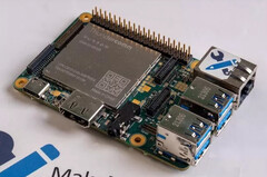 The ThunderBERRY5 relies on a Qualcomm SoC. (Image source: MakeMyBoard)