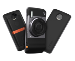 The Moto Mod system relies on a series of magnets and contact pins to connect onto the back of the Moto Z phones. (Source: Motorola)