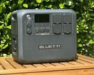 The Bluetti AC200L portable power station is expandable up to 8,192 Wh (Image source: Notebookcheck)