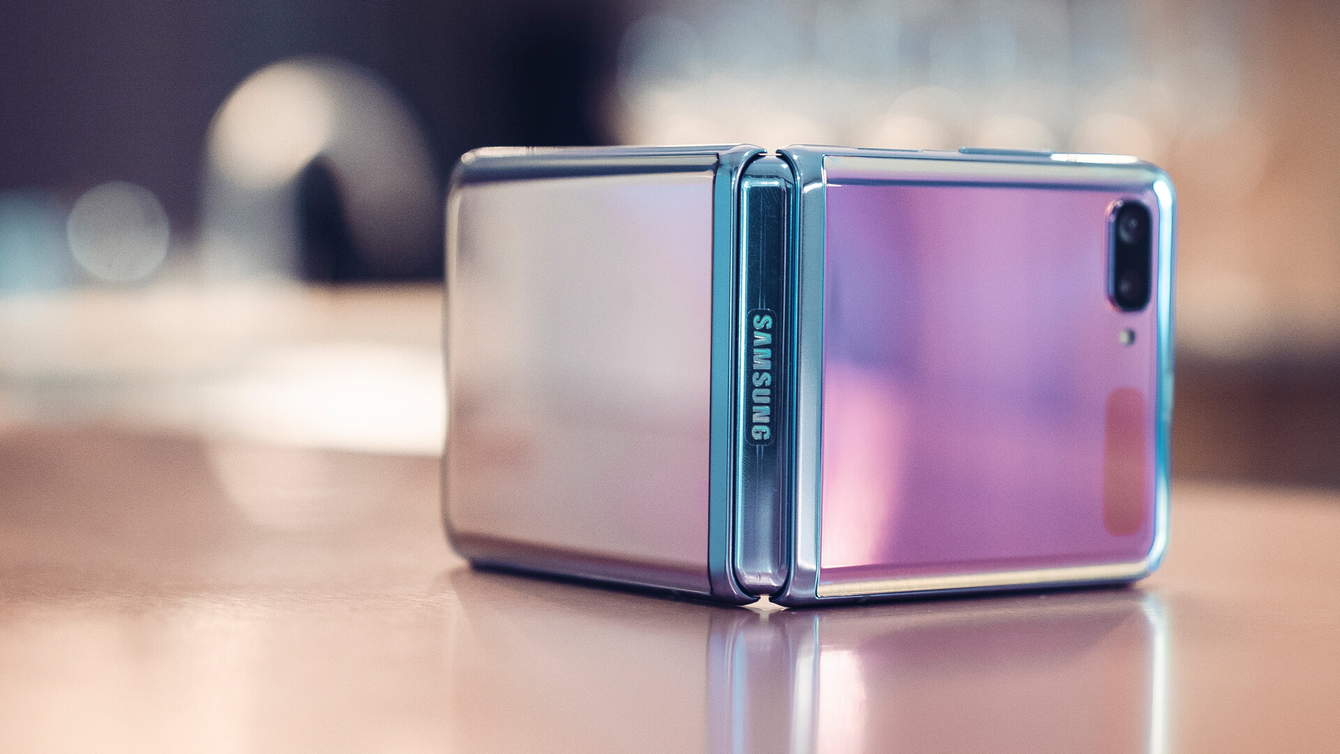 samsung galaxy z flip second