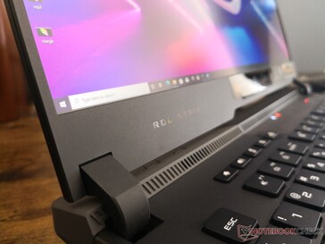 Bottom bezel is thicker than on most other laptops