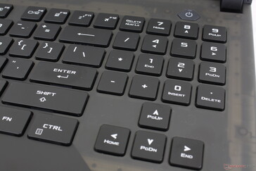 Both the arrow keys and numpad are now much larger than they were on the G732