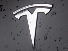 Tesla's Autopilot function faces continued scrutiny.