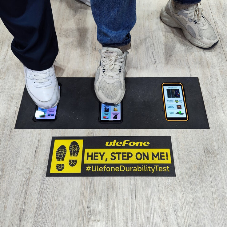 ...offers visitors the chance to see and take part in some of the OEM's own durability tests. (Source: Ulefone)