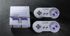 Super Nintendo Classic Edition (US Version). Some markets had a different external appearance to match the version sold there in the 1990's. (Source: Nintendo)