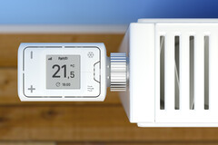 AVM has released a new smart thermostatic valve, the FRITZ!DECT 302. (Image source: AVM)