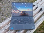 Lenovo ThinkPad T16 G1 Intel: Finally, a 16:10 display (low power) and an 86 Wh battery