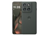 What the Motorola Edge 2025 lacks in software support, it makes up for it in other areas including camera performance and battery life. (Image source: Motorola)