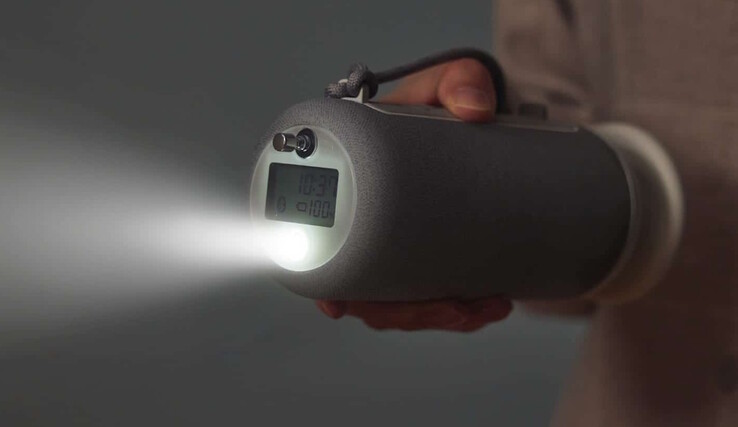 The Crankspeaker can be used as a flashlight in the rain thanks to its IP44 rating. (Image source: Rhythm)