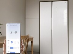 The Xiaomi Mijia Refrigerator Side by Side 610L Ice Crystal White has a smart temperature adjustment tool. (Image source: Xiaomi)
