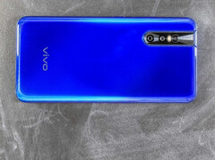 Compared to the V15 Pro, the Vivio X27 would come standard with 8 GB of RAM, a slightly better 13 MP wide angle camera on the back, and a bigger 3,920 mAh battery. (Source: GSMArena) 