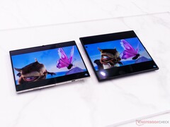 The Apple iPhone Ultra is said to be similar in size to the Samsung Galaxy Z Fold8 (on the left in the picture).