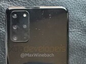 Four lenses, an LED flash, and...a microphone? (Source: XDA-Developers)