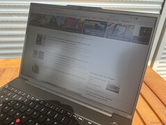 Lenovo ThinkPad E16 G1 AMD Review - Large office laptop with AMD power and  WQHD display -  Reviews