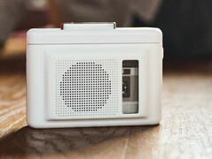 The Maxell MXCP-P100S cassette player allows owners to enjoy their music anywhere without headphones thanks to built-in speakers. (Image source: Maxell)