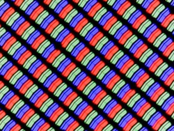 The LC display uses a classic RGB sub-pixel matrix consisting of a red, a blue and a green light-emitting diode.