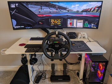 Moza R5 Racing bundle setup with Assetto Corsa Competizione.