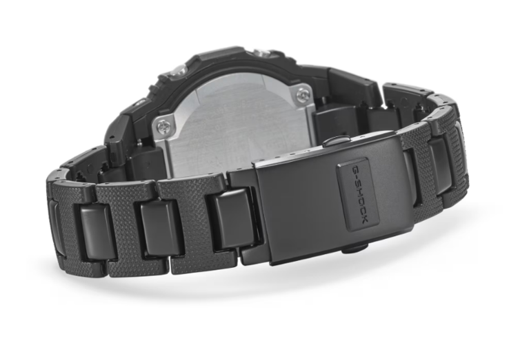 The metal core band on the Casio G-Shock GW-M610UBC.