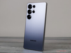 The Galaxy S25 Ultra fails to keep pace with the best camera flagships according to DxOMark. (Image source: Notebookcheck)