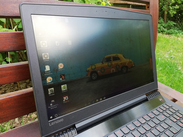 Using the Lenovo Legion Y520-15IKBA outside.