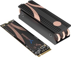 2 TB Sabrent Rocket 4 NVMe PCIe 4.0 SSD with heatsink (Source: Sabrent)