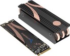 2 TB Sabrent Rocket 4 NVMe PCIe 4.0 SSD with heatsink (Source: Sabrent)