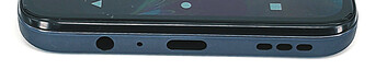 Bottom: 3.5mm audio port, microphone, USB-C port, speakers