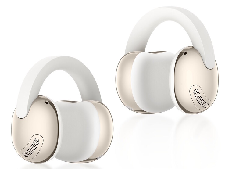 The TCL CrystalClip open-ear earbuds standard model.