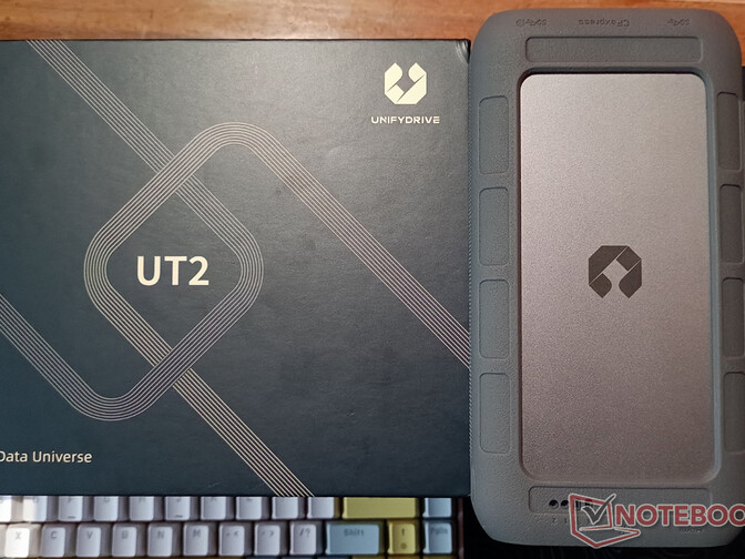 UnifyDrive UT2 hands-on review: Portable NAS with a ton of