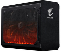 The bottom part of the inner fan features RGB LEDs. (Source: Gigabyte) The bottom part of the inner fan features RGB LEDs. (Source: Gigabyte)
