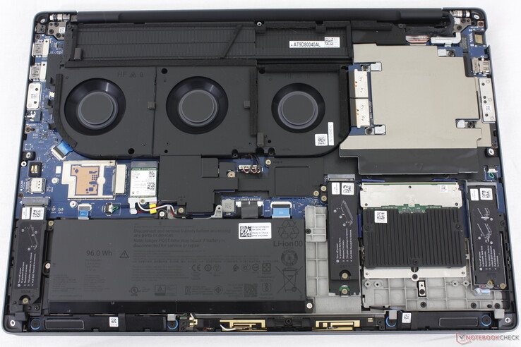 Dell Pro Max 18 Plus internals